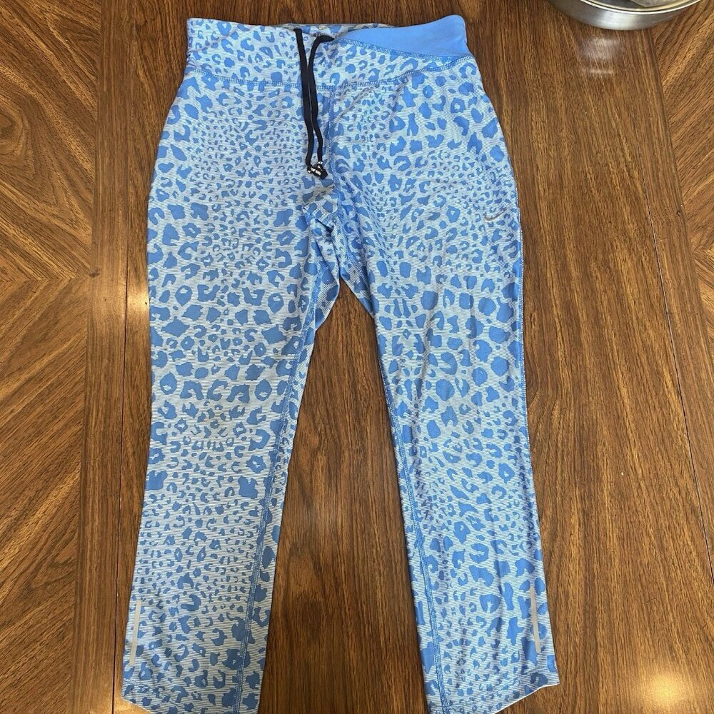 Nike Dri-Fit Animal Leopard Print Blue Workout Capri Leggings Women’s Sz M